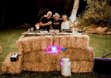 BOSSA NOVA Regetons Latinas Chilout